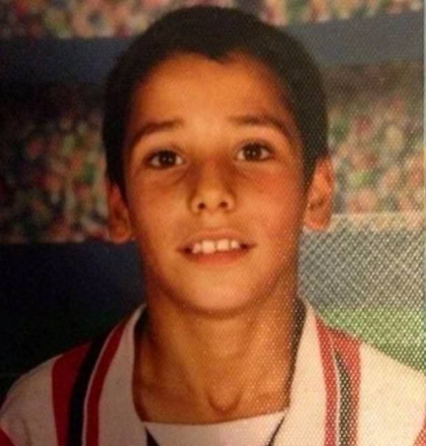 Futbolcuların çocukluk fotoğrafları 17