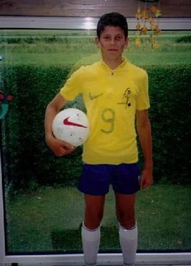 Futbolcuların çocukluk fotoğrafları 34