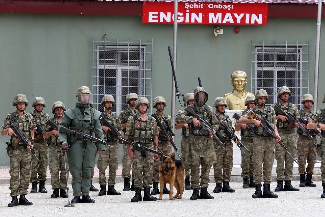 Hakkari şehidi Engin Mayın'ın adı, sınırdaki jandarma karakolunda yaşatılacak 3