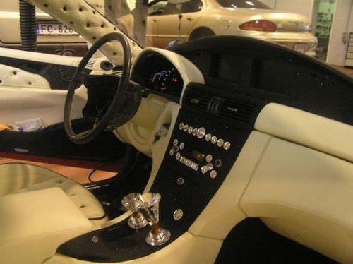 Modifiyede sınır tanımadı 44