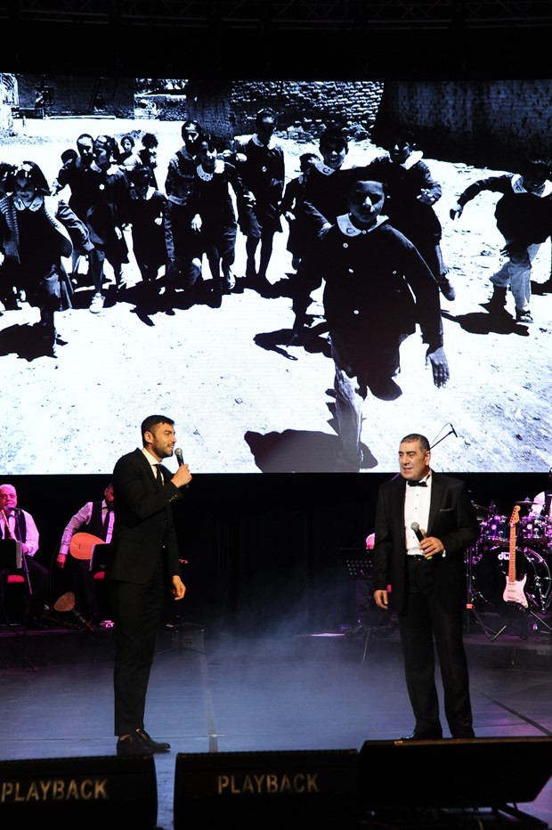 Yıldız sporcular ve yıldız sanatçılar TOÇEV yararına sahnede 29