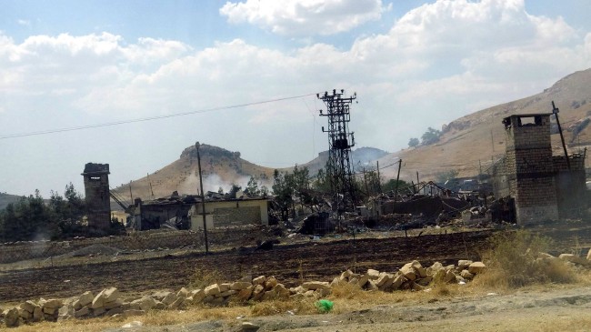 Mardin'de karakola bombalı saldırı 16