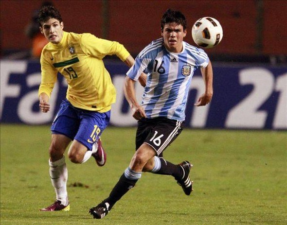 Aranan sol bek Arjantin'de bulundu! 5