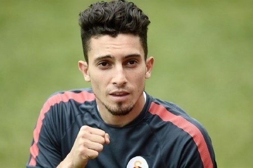 Telles Cimbom'a veda etti, yeni formayı giydi 5