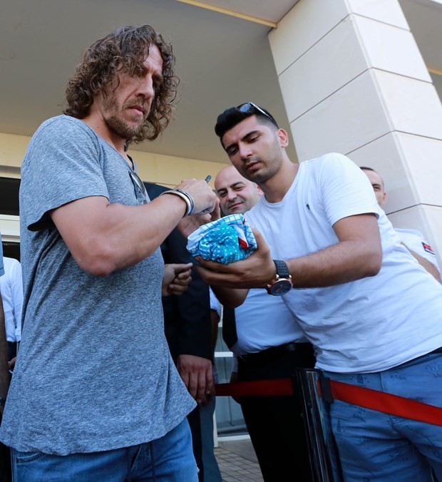 Yıldız futbolcular Antalya'da 21