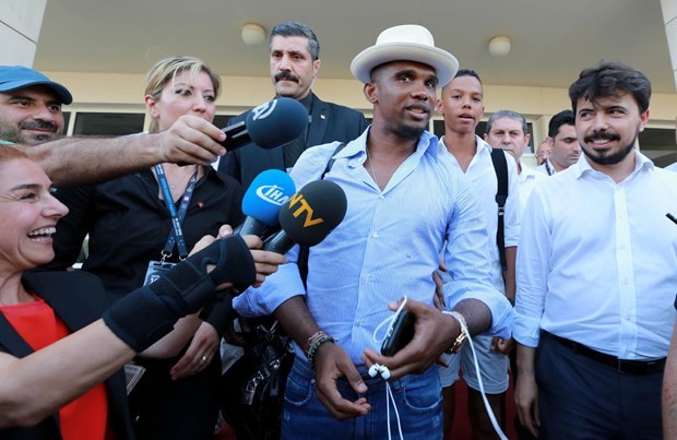 Yıldız futbolcular Antalya'da 6