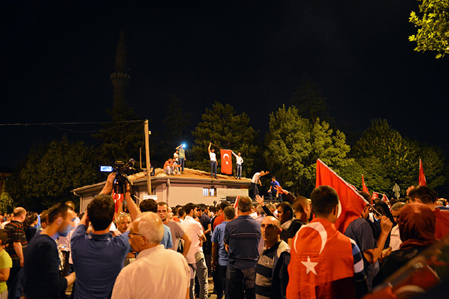 Türkiye demokrasiye böyle direndi 20