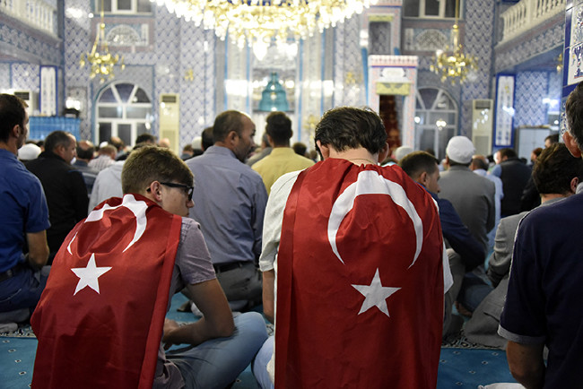 Türkiye demokrasiye böyle direndi 31