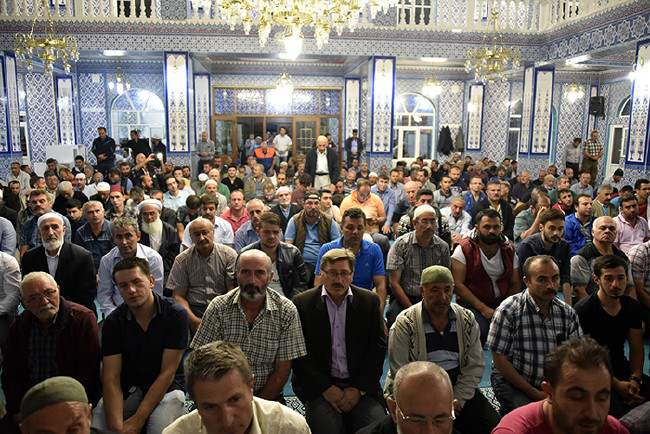 Türkiye demokrasiye böyle direndi 32