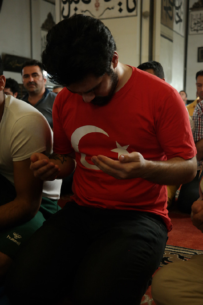 Türkiye demokrasiye böyle direndi 40