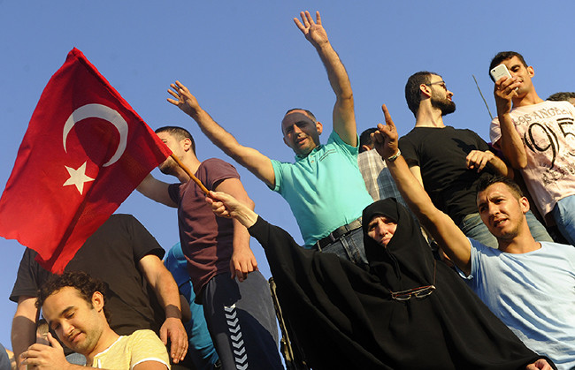 Türkiye demokrasiye böyle direndi 44