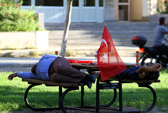 Türkiye demokrasiye böyle direndi 64