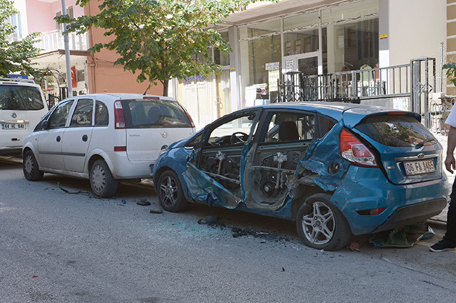 Kırmızı Beyazsa darbeci değil 7