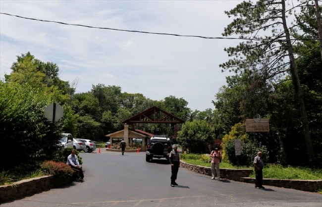 ABD'deki Türkler, FETÖ'nün Pensilvanya'daki evinin önünde 3