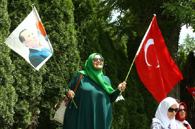 ABD'deki Türkler, FETÖ'nün Pensilvanya'daki evinin önünde 4