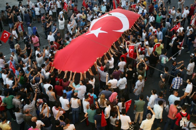 Türkiye'de Demokrasi Bayramı 4