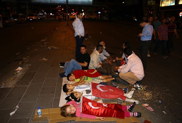 Demokrasi nöbeti 29