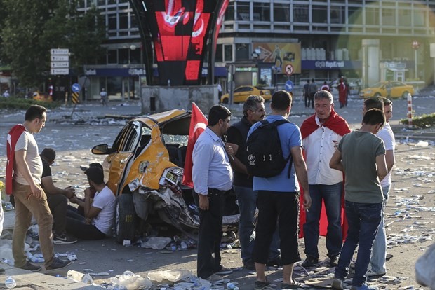 Demokrasi nöbeti 43