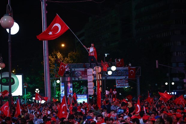 Demokrasi nöbeti 36