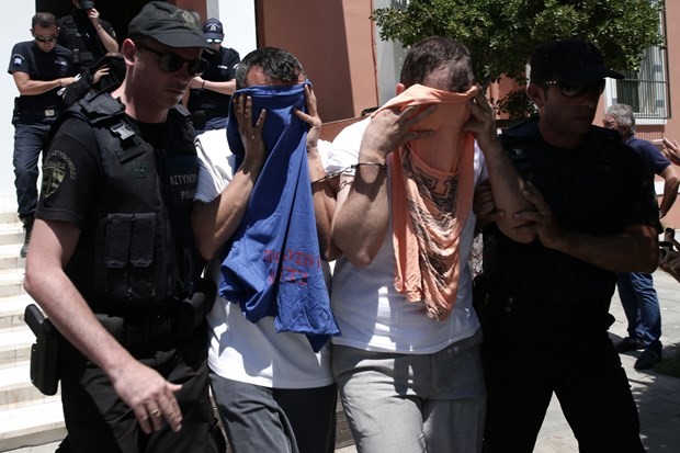 8 darbeci asker Yunanistan'da mahkeme karşısında 5