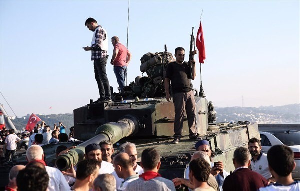 İşte darbe girişiminden geriye kalanlar 13