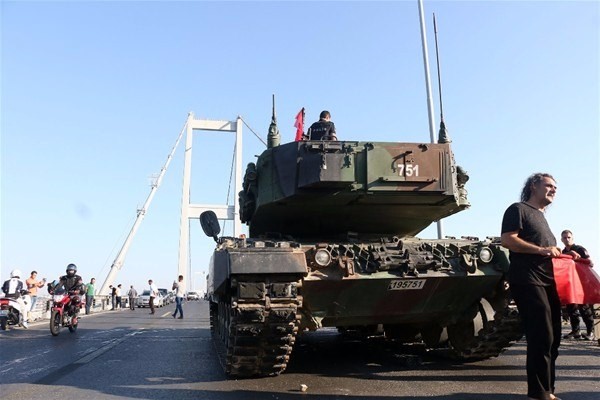 İşte darbe girişiminden geriye kalanlar 16