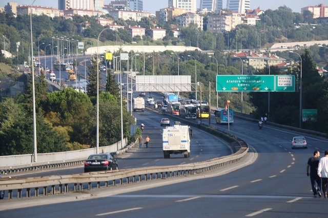 Dakika dakika köprü direnişi 11