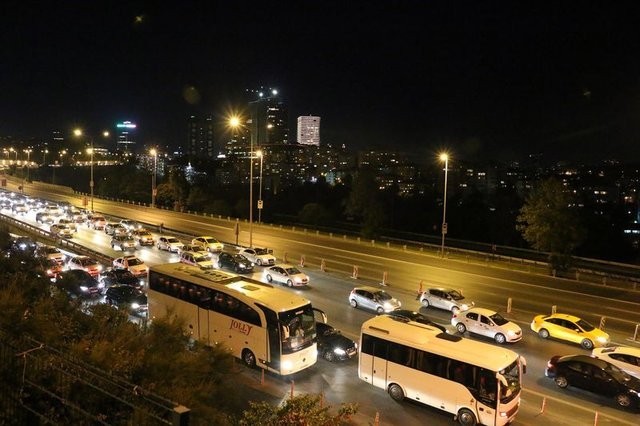 Dakika dakika köprü direnişi 5