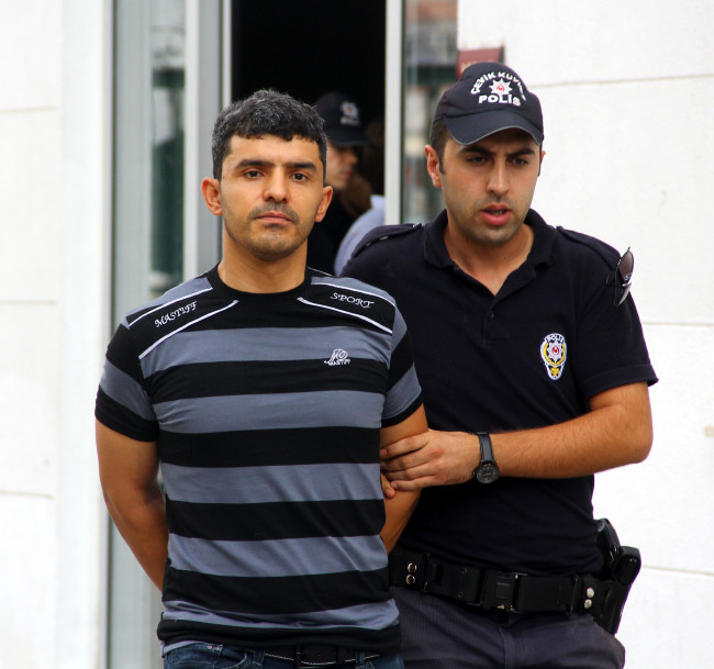 Kaldır başını hain 12