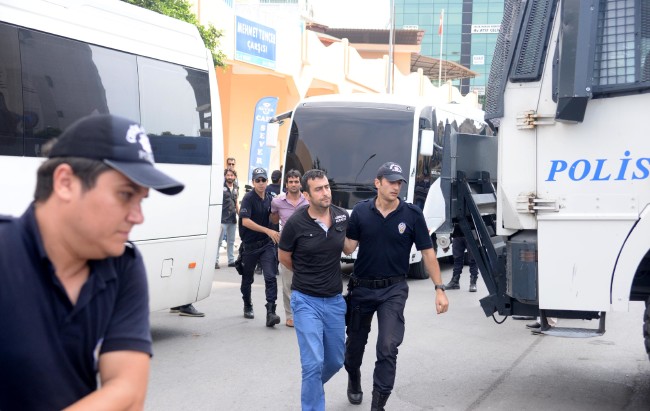 Kaldır başını hain 19