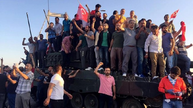 Olağanüstü hal ilanını dünya basını nasıl gördü? 15