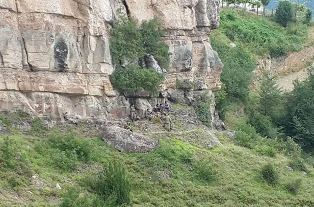 Maçka'da kaçan teröristler aranıyor 7