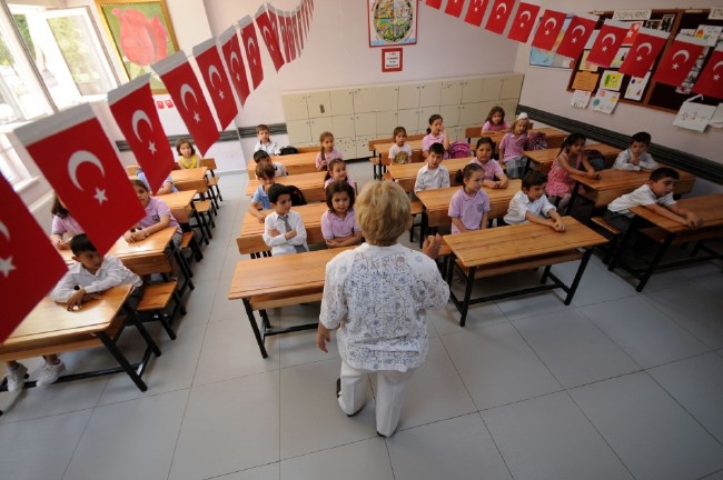 FETÖ'ye ait kapatılan okullar 9