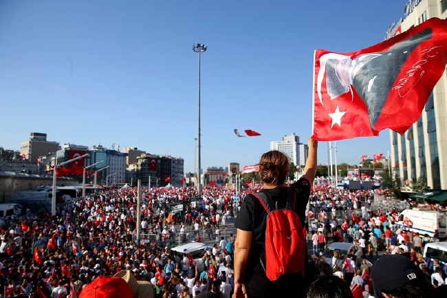 'Cumhuriyet ve Demokrasi Mitingi' 6