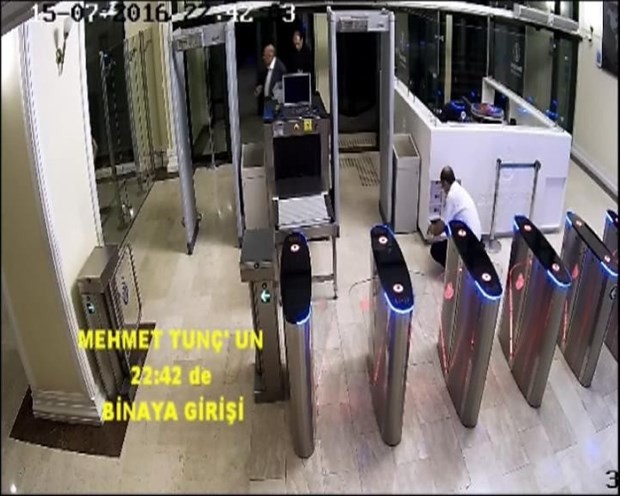 Darbe gecesi İBB'de yaşananlar 15