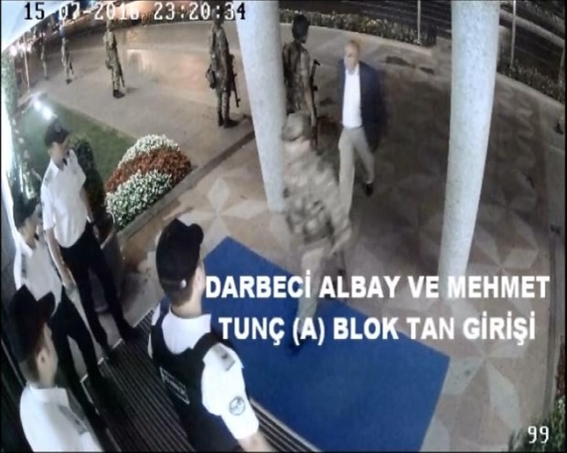 Darbe gecesi İBB'de yaşananlar 20