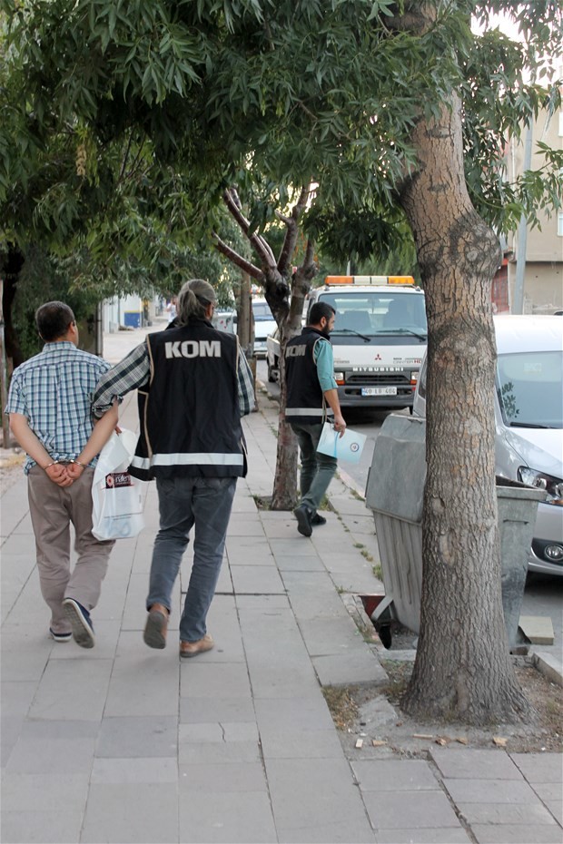 FETÖ'cüler kaçmak için tünel yaptı 14