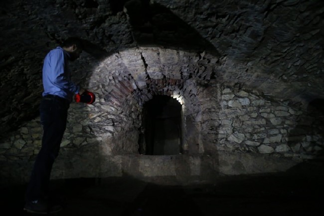 2 bin 400 yıllık tünel bulundu 11