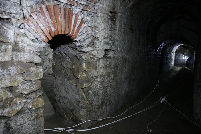 2 bin 400 yıllık tünel bulundu 14