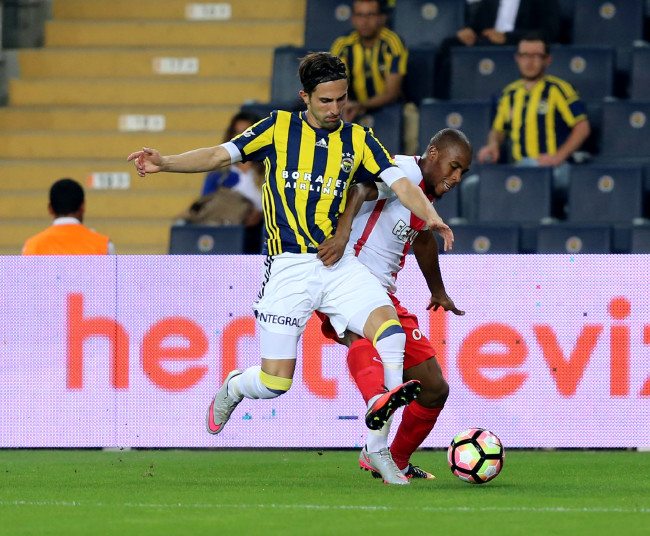 Fenerbahçe'nin Monaco'yu 2-1 mağlup ettiği maçı Bülent Tuncay yazdı 5