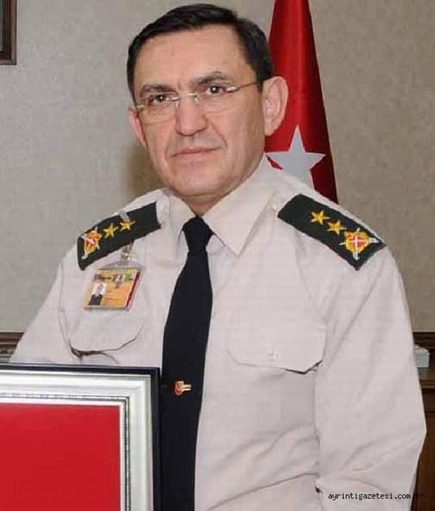 TSK'dan ihraç edilen amiral ve generaller 98