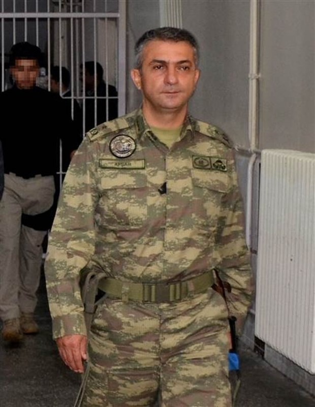 TSK'dan ihraç edilen amiral ve generaller 33