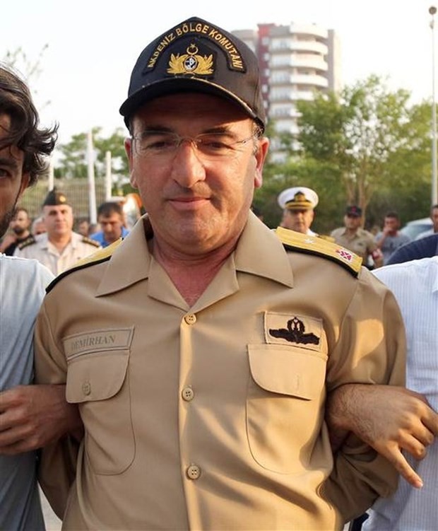 TSK'dan ihraç edilen amiral ve generaller 44