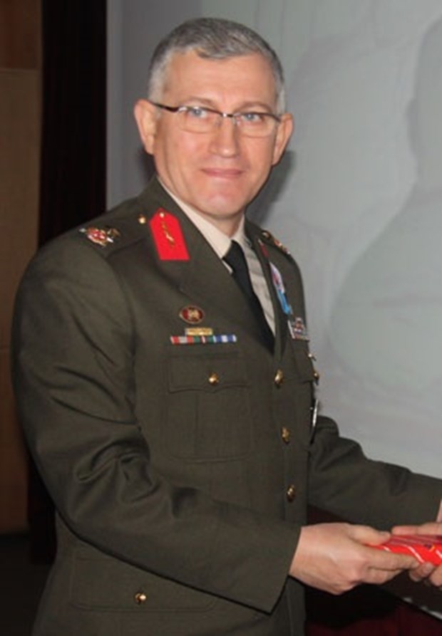 TSK'dan ihraç edilen amiral ve generaller 82