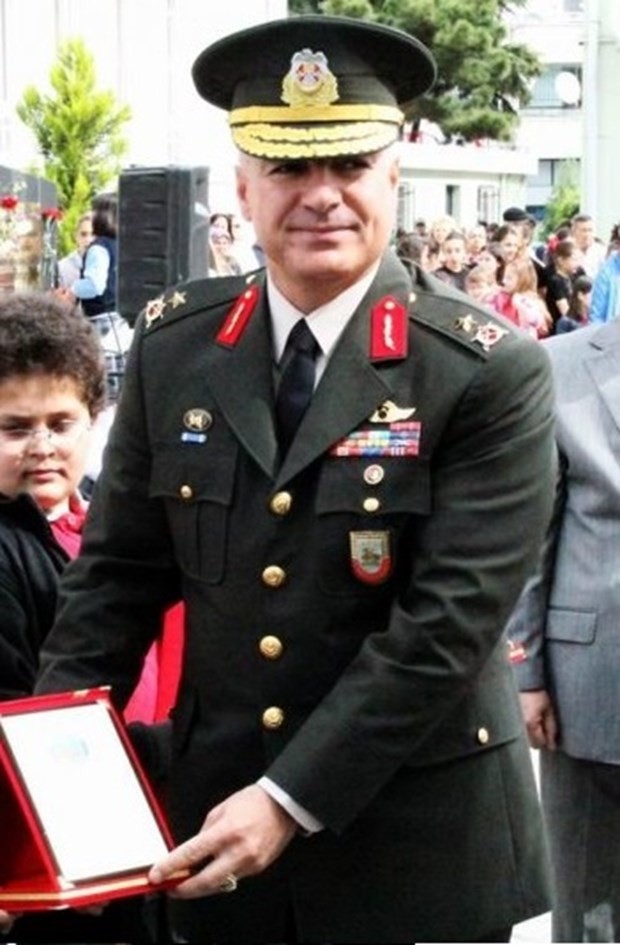 TSK'dan ihraç edilen amiral ve generaller 86