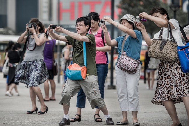 Ülkelerin turist sayısı ve turizmden elde ettikleri gelirler 13