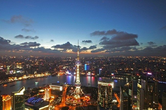 Ülkelerin turist sayısı ve turizmden elde ettikleri gelirler 14