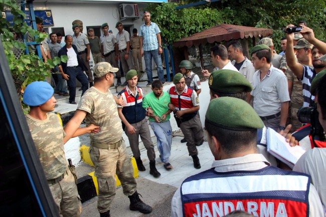 Firari darbeci askerlerin yakalandığı operasyon 16