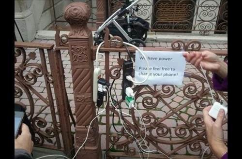 'İnsanlık ölmedi' dedirten fotoğraflar 21