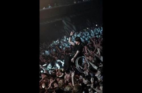 'İnsanlık ölmedi' dedirten fotoğraflar 34